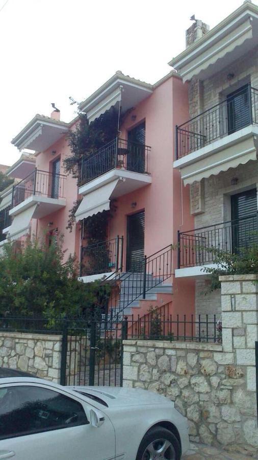 Saint Nicolas Sivota  Luaran gambar
